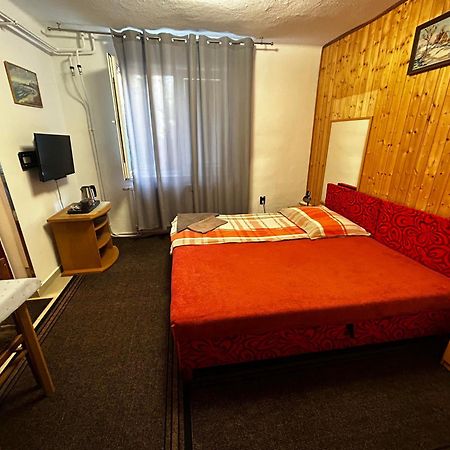 Hotel Penzión Rozália Košice Esterno foto