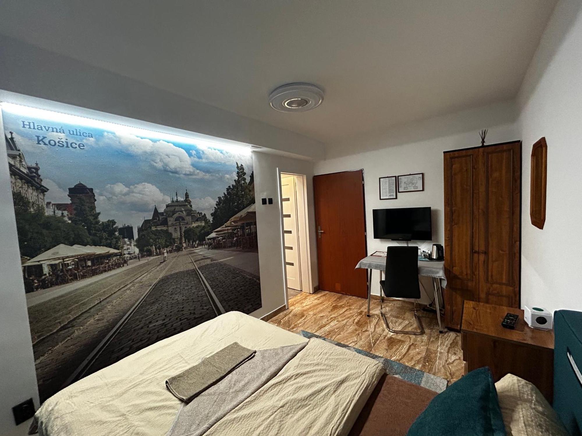 Hotel Penzión Rozália Košice Esterno foto