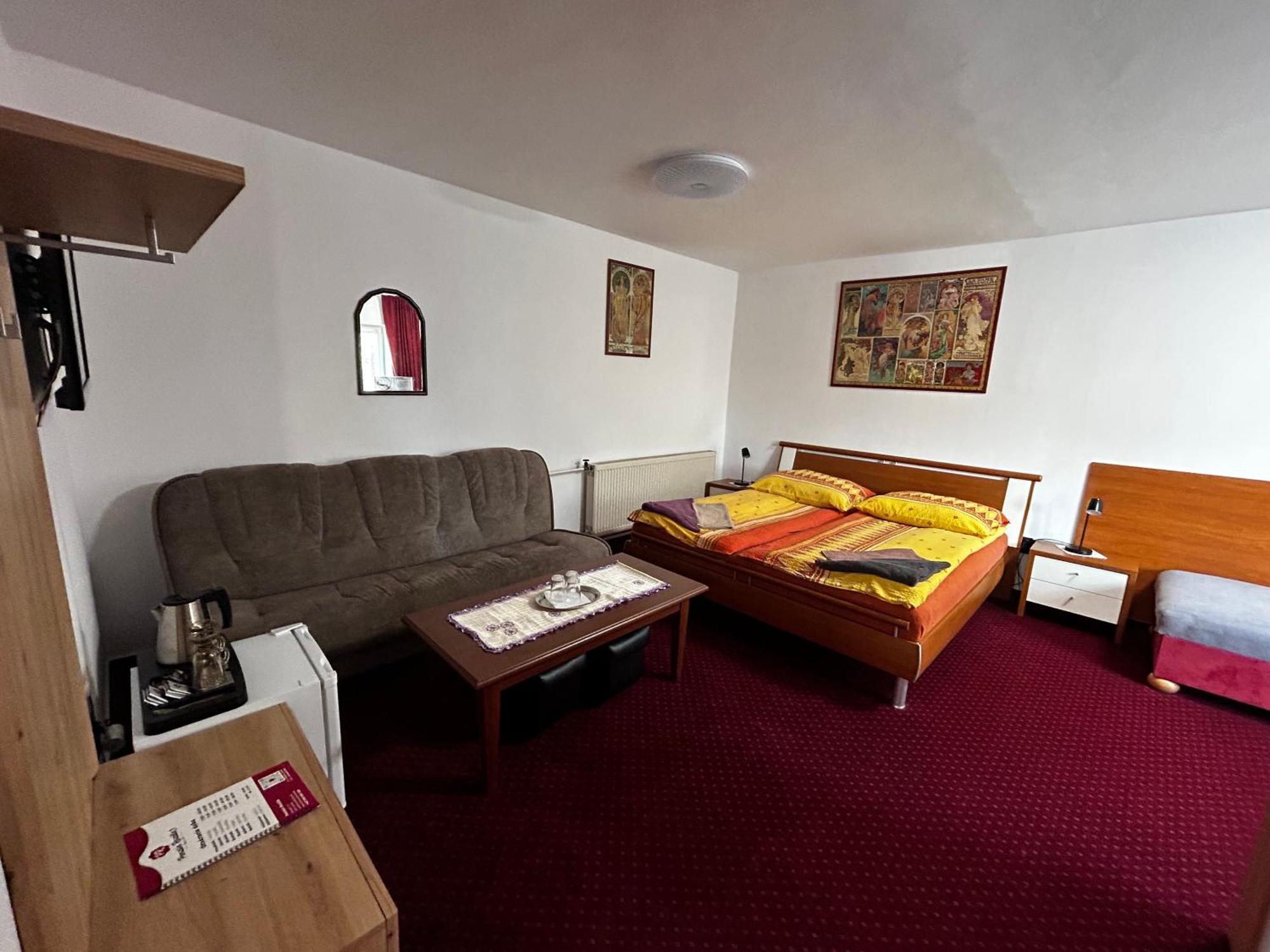 Hotel Penzión Rozália Košice Esterno foto